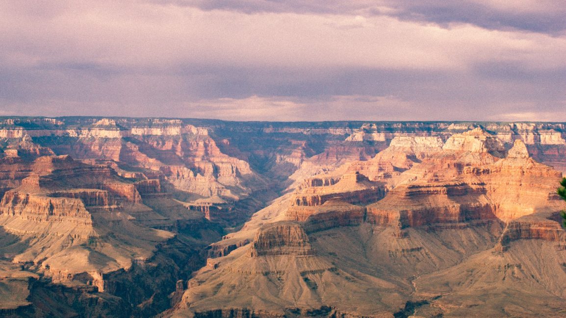 Women Run The Grand Canyon!