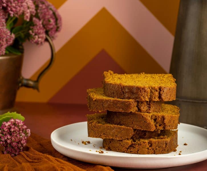 picture of pumpkin bread, plated